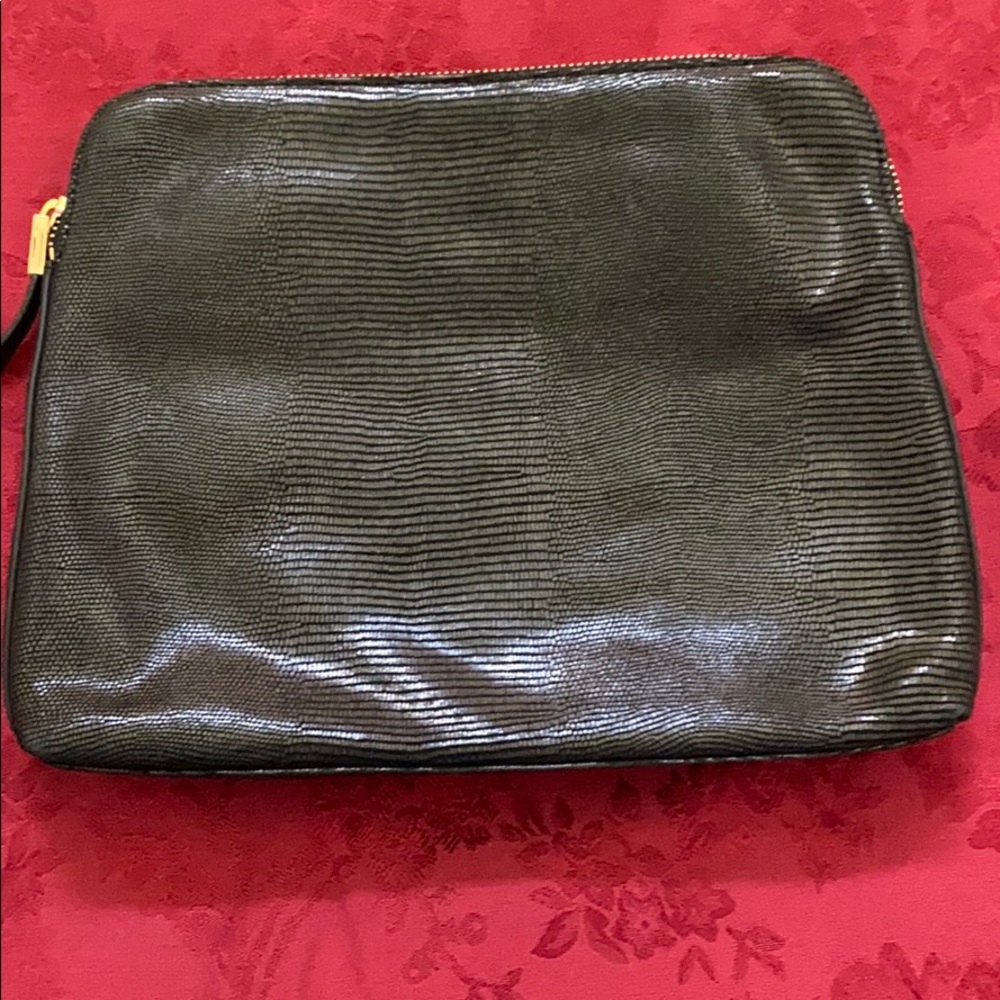 NWOT India Hicks Insider handbag